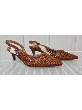 Universal Thread Miriam Cognac Soft Woven Design 2.5" Louis Heels -- Women's 7